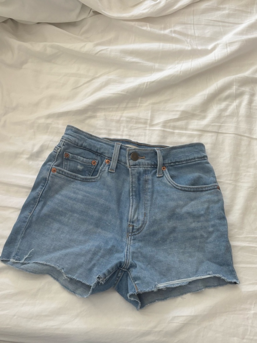 Levi’s Blue Denim High Rise Women’s Shorts - 26